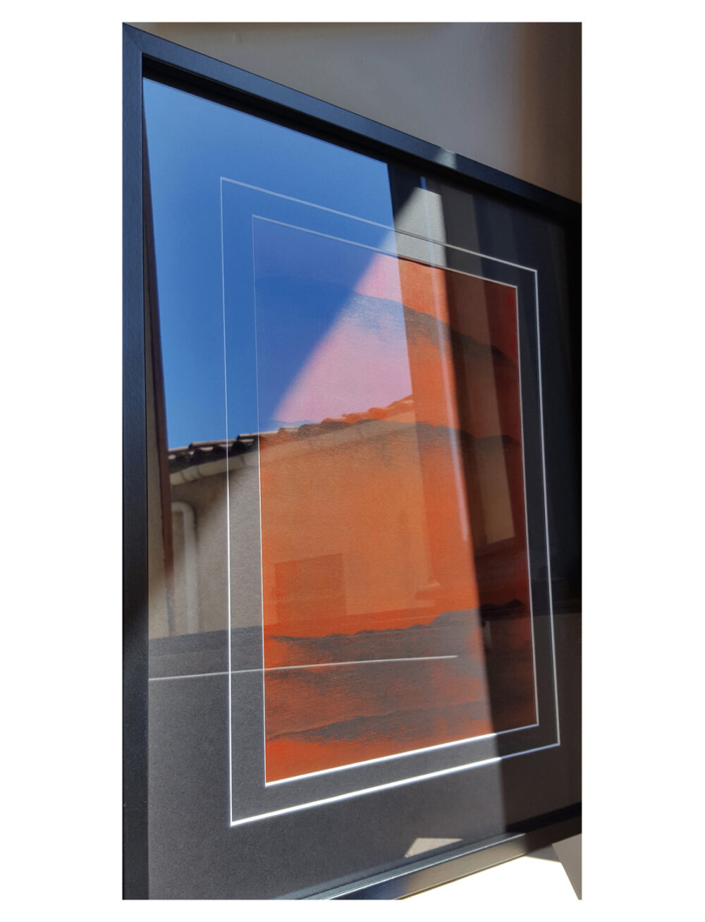 Terre de Feu ~ Dessin Pigments & Pierre Noire sur grammage noir 200g ~ 40x50 Encadré – Image 2