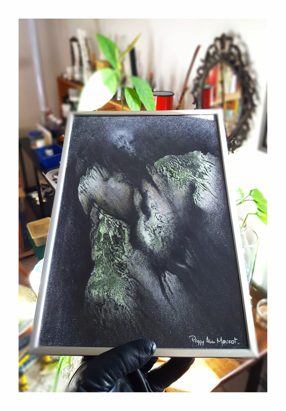 Petrified ~ Dessin à l’Encre de Chine, Acrylique & Aquarelle ~ Encadré Métal A4 ~ SOLD OUT
