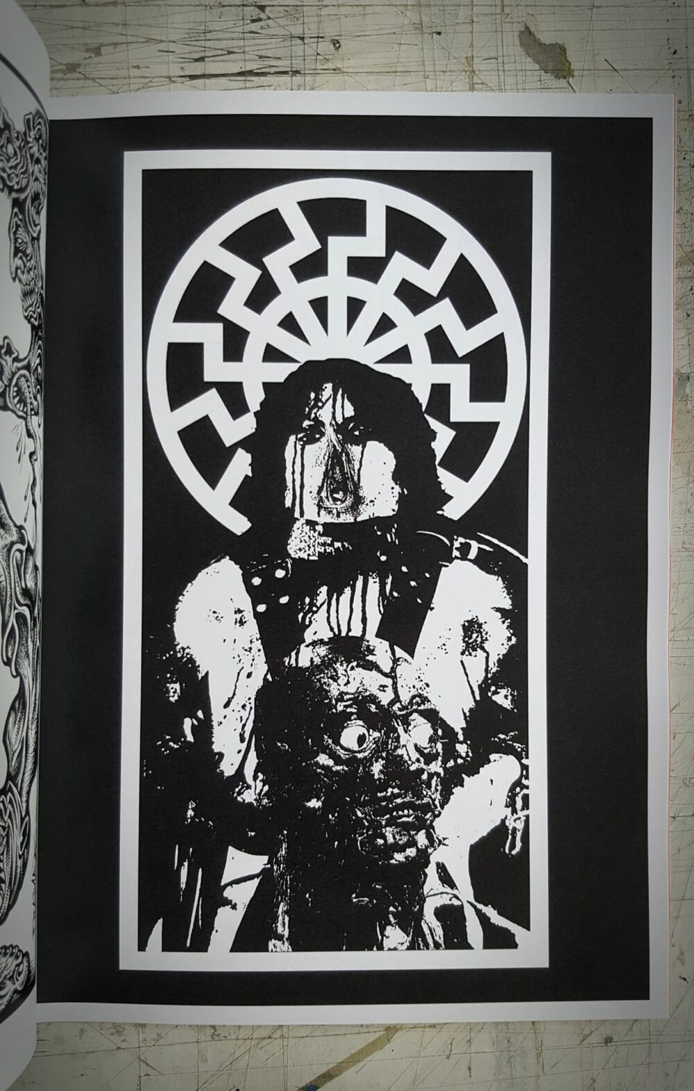 Cocaïne Death Limité 100 ex Signé+ K7 Partners In Crime+ Stickers + ExLibris Linogravure N° Signée – Image 4