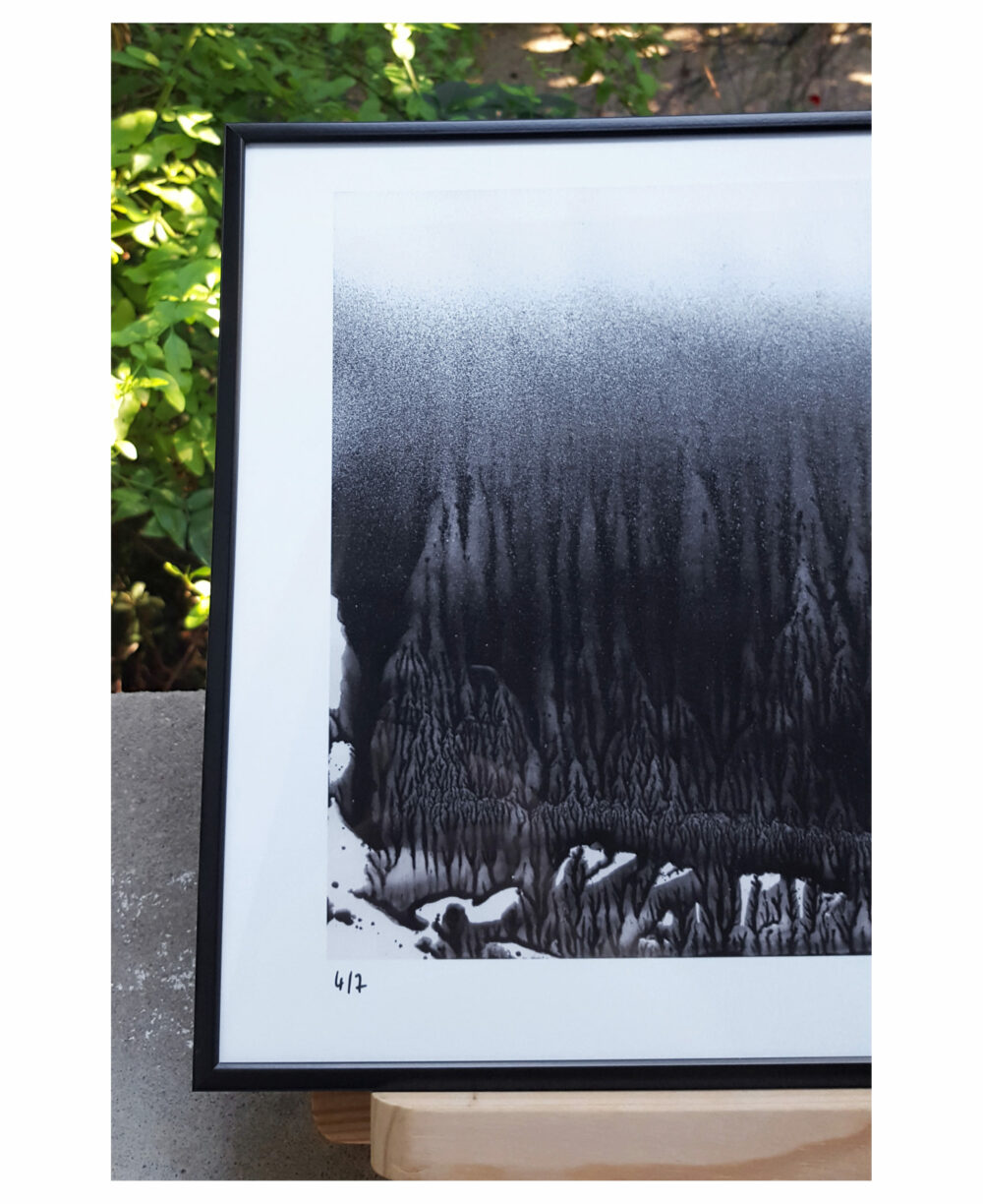 Tirage d'Art DARKTHRONE Snø Og Granskog ~ Impression Fine Art Jet d’Encre sur Papier Photo 300g Satiné [Giclée Print] ~ Édition Limitée à 7ex N°&Signés ~ Encadré 30×40 – Image 3