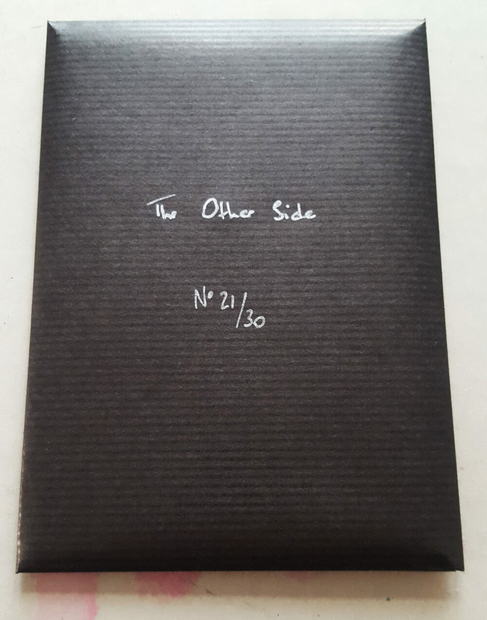 Portfolio “The Other Side” ~ Dessin Original & Cartes Postales ~ Limité à 30ex N° & Signé – Image 16