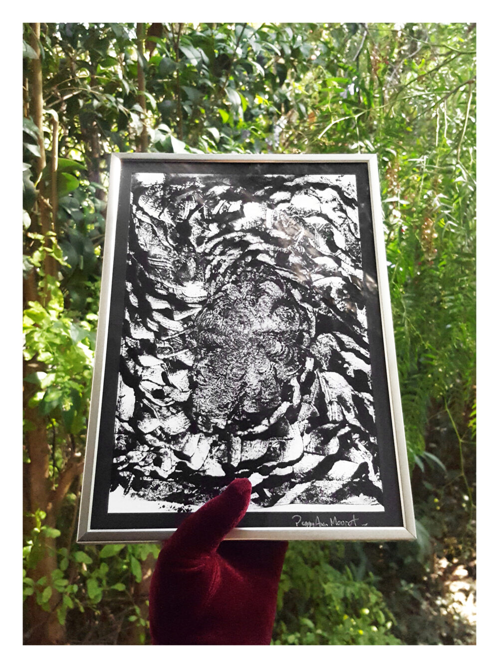 Arès ~ Monotype ~ Encre / 250g mat ~ Encadré Métal A4 – Image 4
