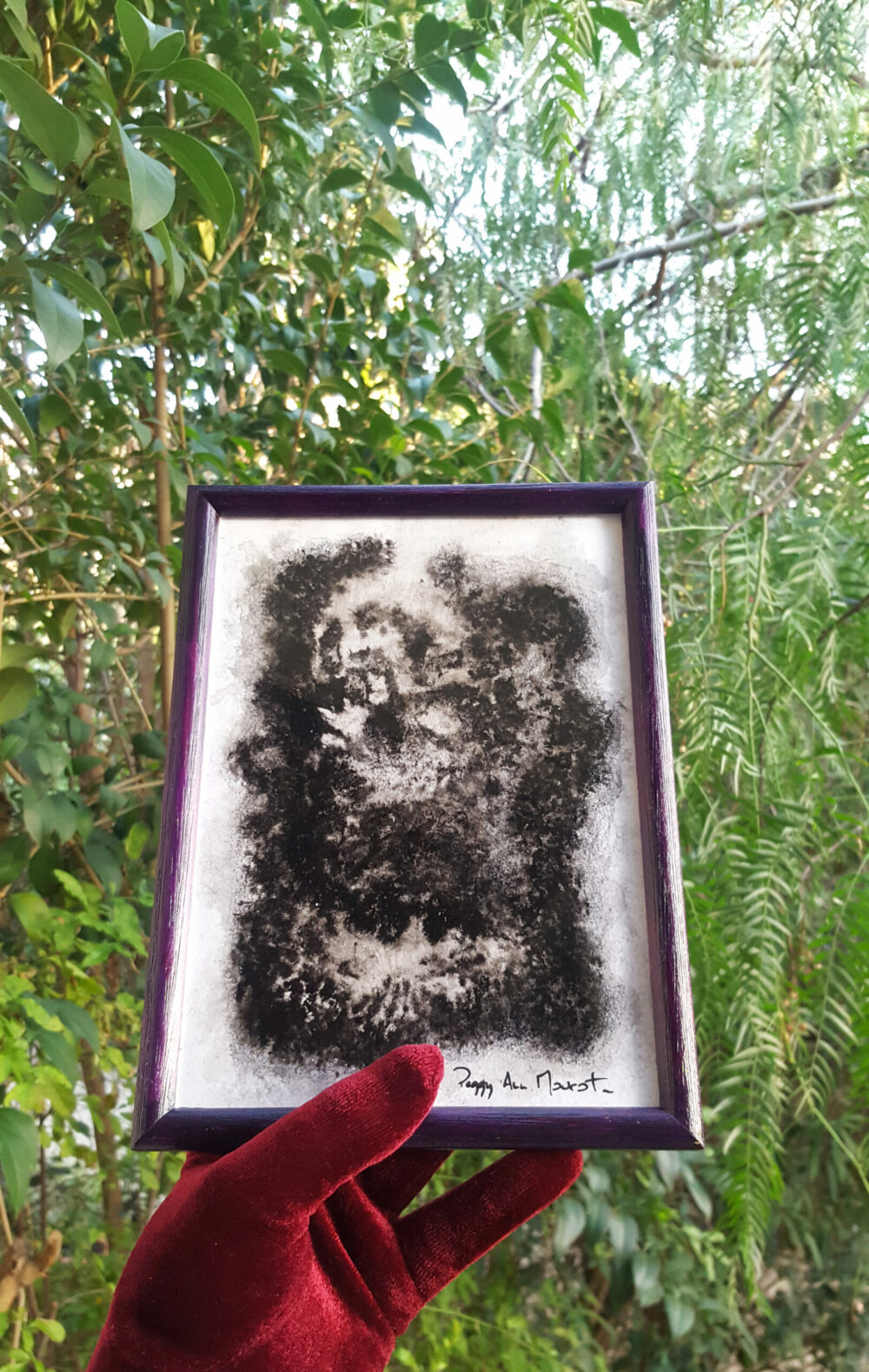 Shadows (Dans Les Murs III) ~ Encre de Chine & Café ~ 15x21 Encadré bois violet – Image 8